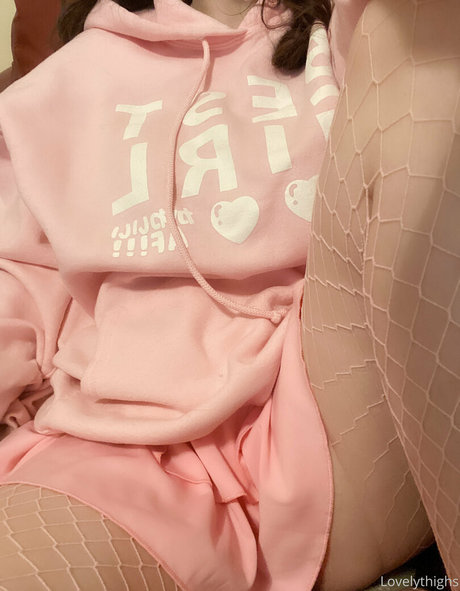 Lovelythighs
