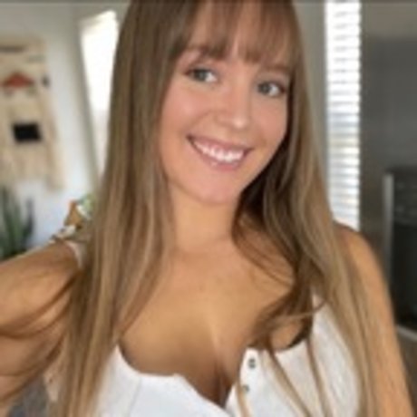 Maddy Belle