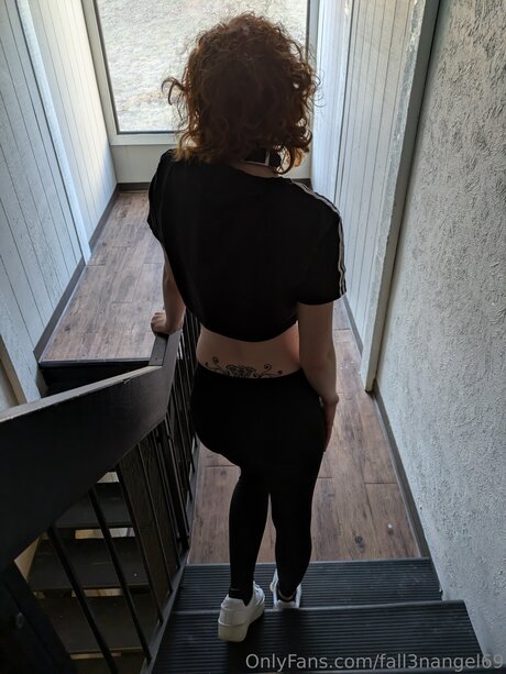 Photo nue de fuite OnlyFans de Fall3nangel69