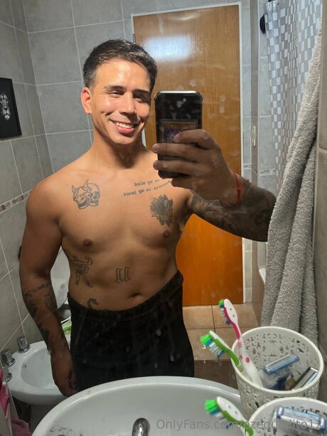 Ezequielito12