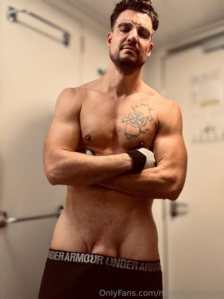 Nudeworldrover