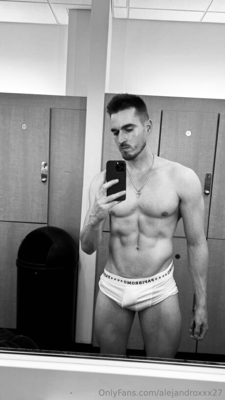 Alejandroxxx27