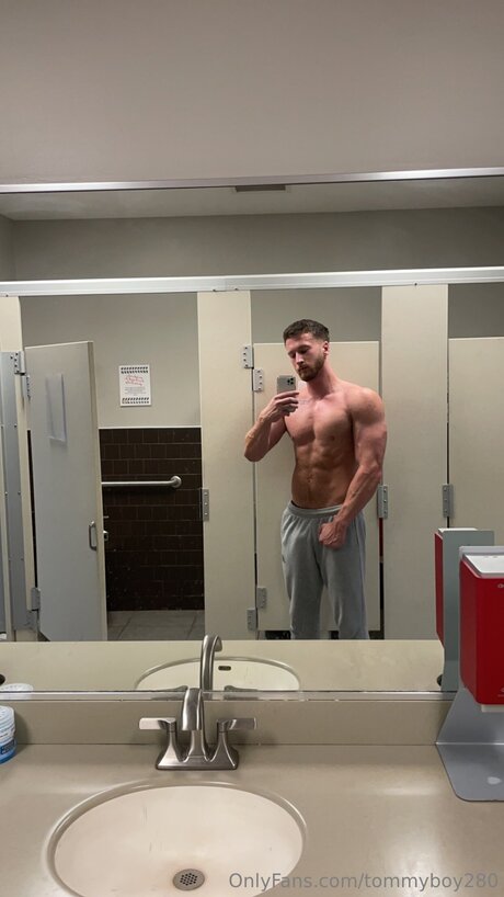 Photo nue de fuite OnlyFans de Tommyboy280