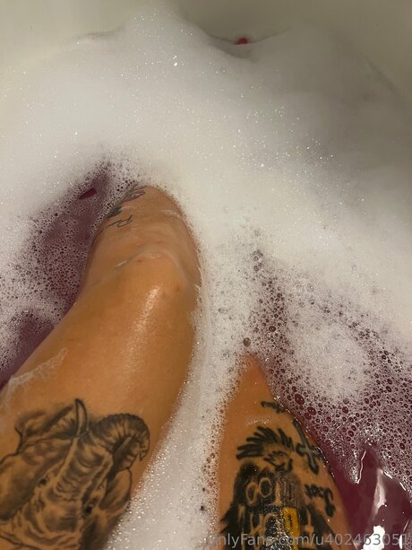 Photo nue de fuite OnlyFans de U402463051
