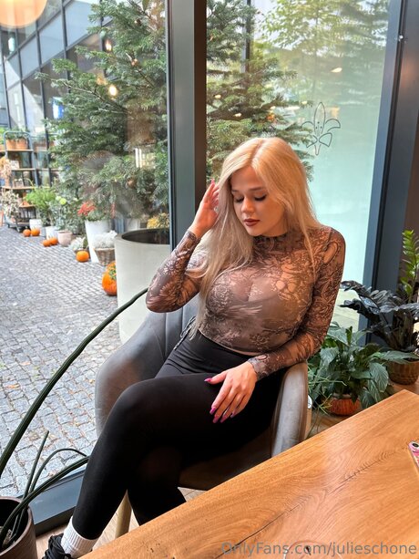 Photo nue de fuite OnlyFans de Julieschone