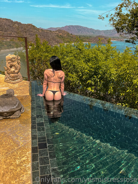 Photo nue de fuite OnlyFans de Roserenoir