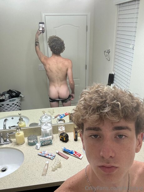 Photo nue de fuite OnlyFans de Drizzyoj