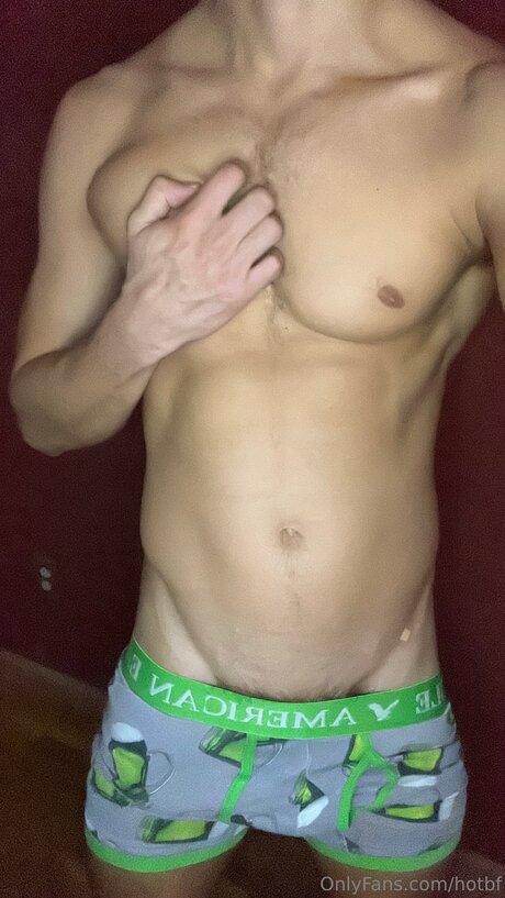 Photo nue de fuite OnlyFans de Hotbf