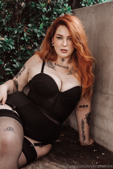 Photo nue de fuite OnlyFans de Ivyyraeefree