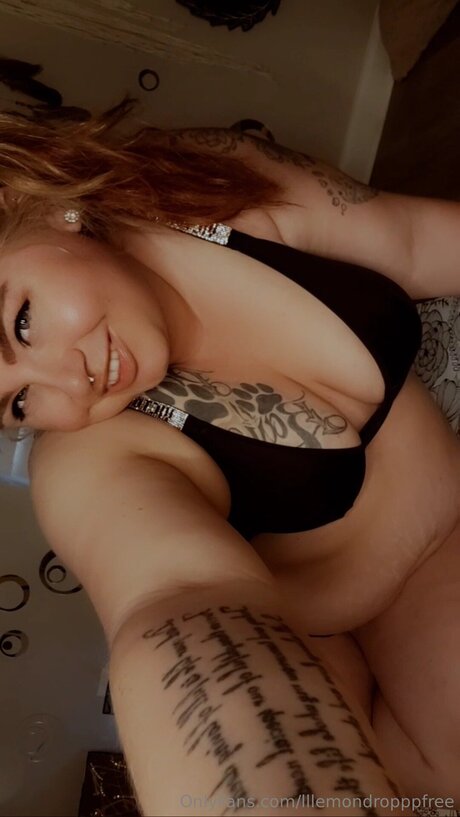 Photo nue de fuite OnlyFans de Lllemondropppfree