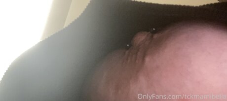 Photo nue de fuite OnlyFans de Tckmamibella