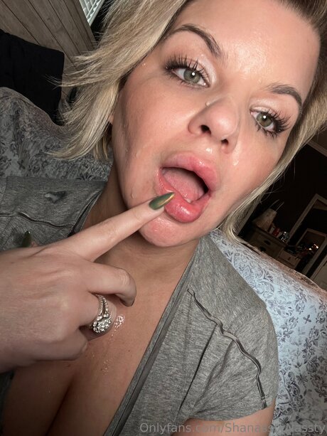 Theemarilynmonhoe