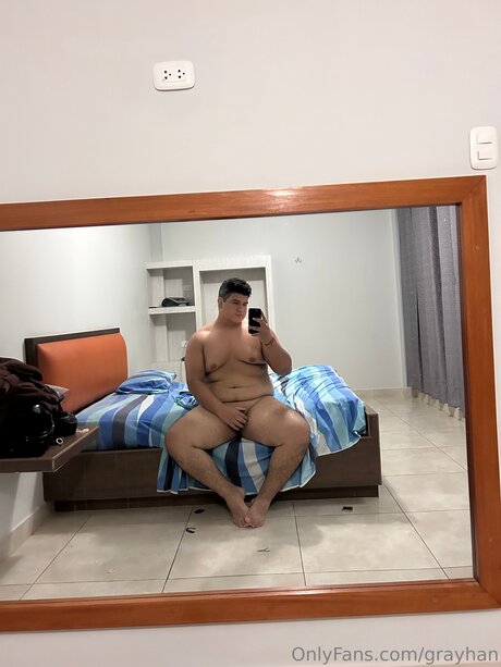 Photo nue de fuite OnlyFans de Grayhan