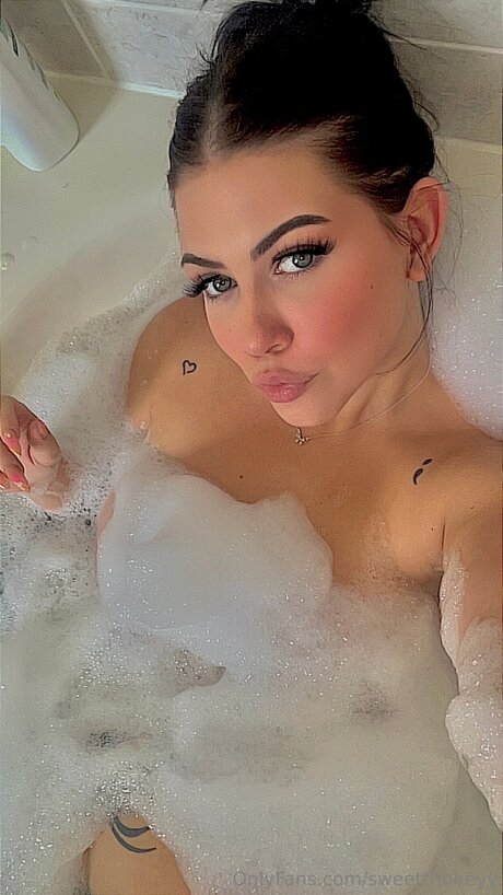 Sweetthoneyy