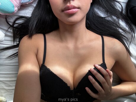 Photo nue de fuite OnlyFans de Myaarawrr