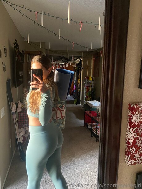 Photo nue de fuite OnlyFans de Sportyspicegirl