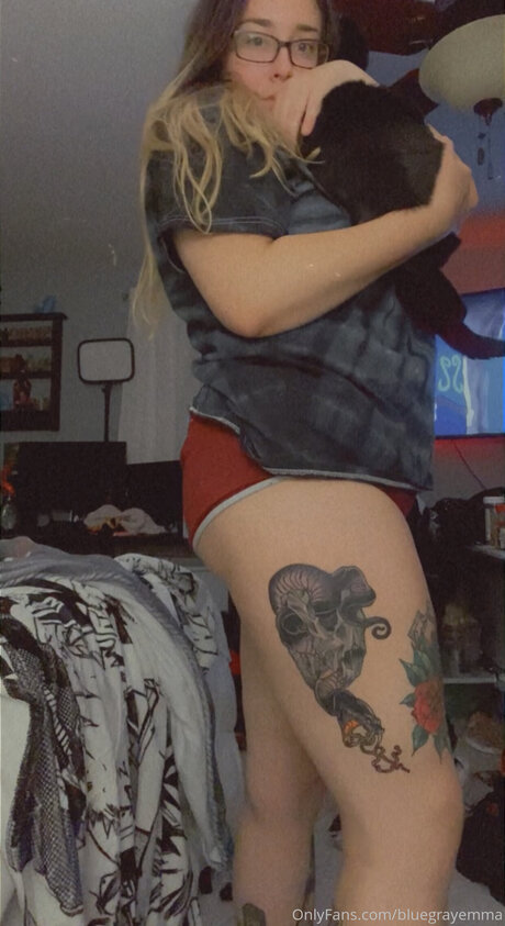Bluegrayemma