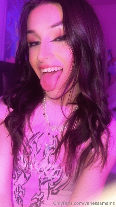 Photo nue de fuite OnlyFans de Vanessamainz