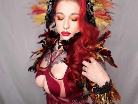 Photo nue de fuite OnlyFans de Yourscarletharlotxxx