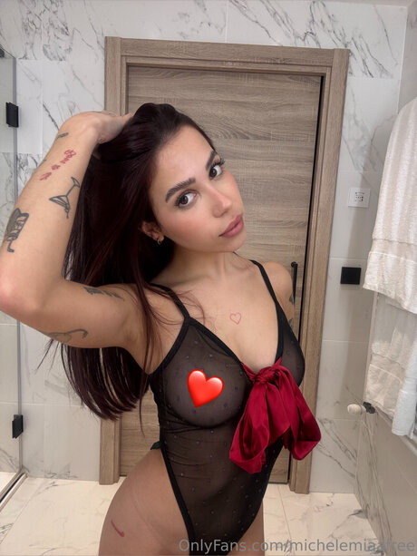Itssmiiaahfree
