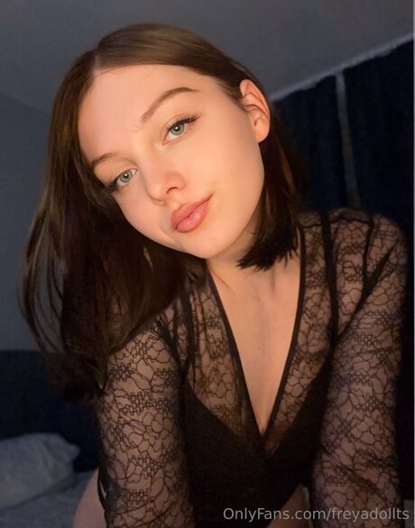 Photo nue de fuite OnlyFans de Freyadollts