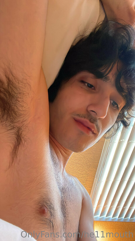 Photo nue de fuite OnlyFans de Cutgem