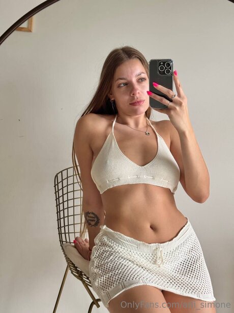 Photo nue de fuite OnlyFans de Arii Simone