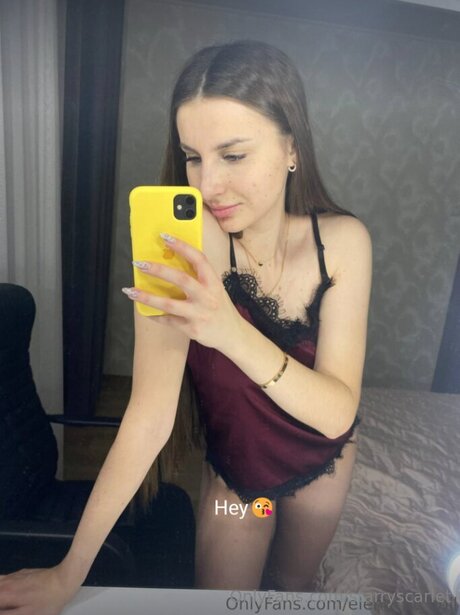 Starryscarlet