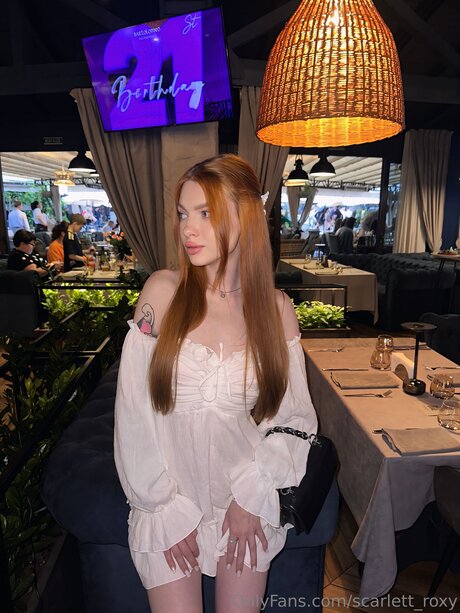 Scarlett Roxy