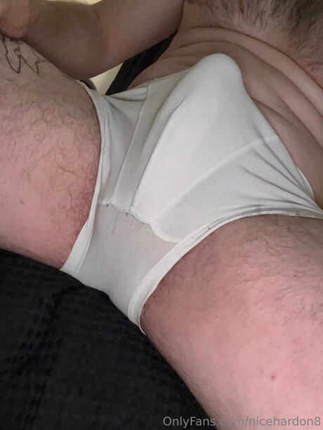 Photo nue de fuite OnlyFans de Nicehardon8