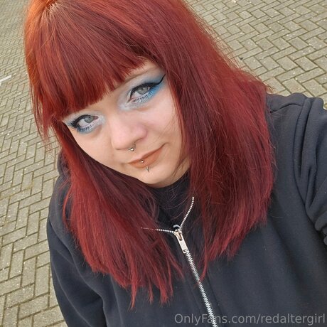 Redaltergirl