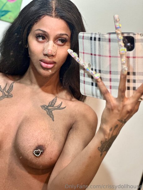 Photo nue de fuite OnlyFans de Crissydollhouse