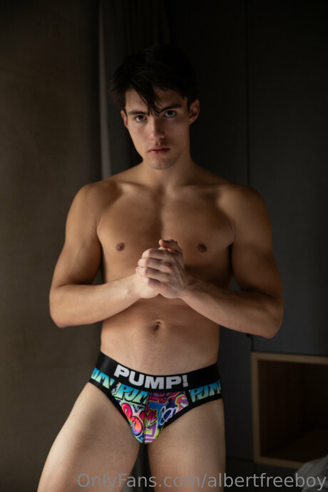 Photo nue de fuite OnlyFans de Albertfreeboy