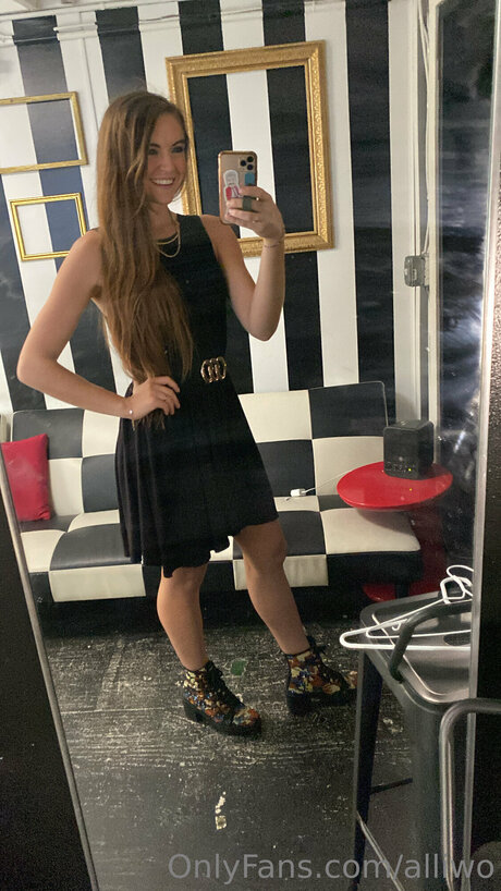 Photo nue de fuite OnlyFans de Alliwo