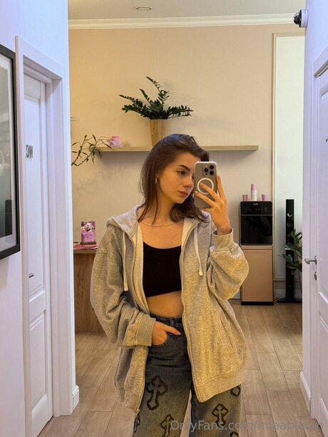 Miaabloom