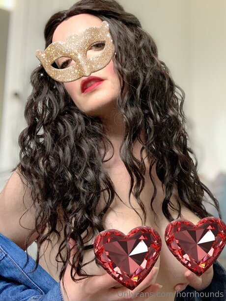 Hornhounds