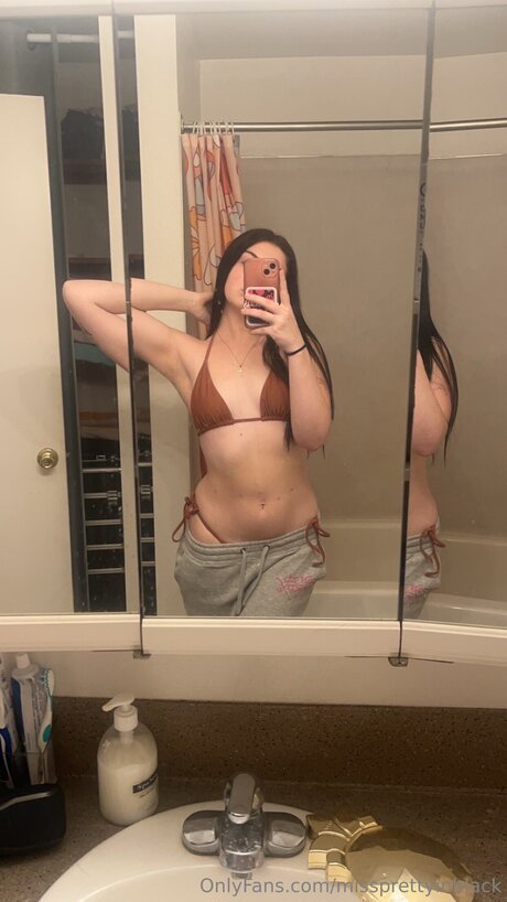Missprettyinblack
