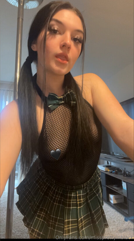 Missprettyinblack