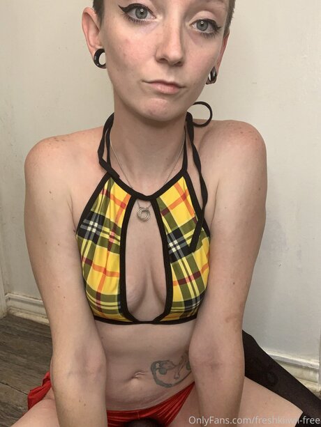 Photo nue de fuite OnlyFans de Freshkiiwii Free