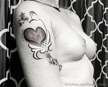 Photo nue de fuite OnlyFans de Bootyfulkitty