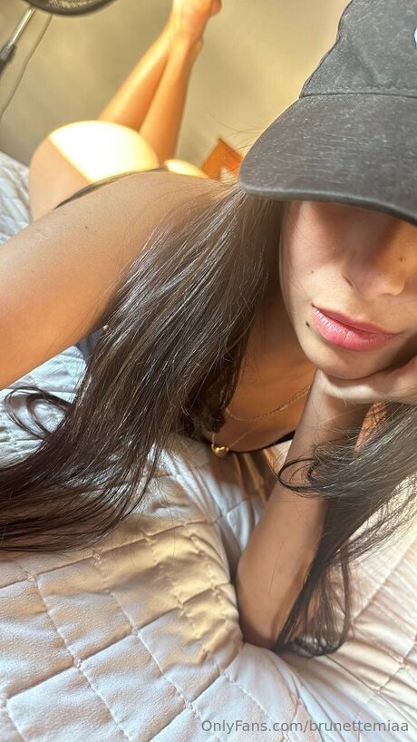 Brunettemiaa