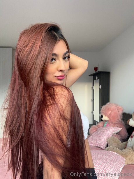 Aryalopezx
