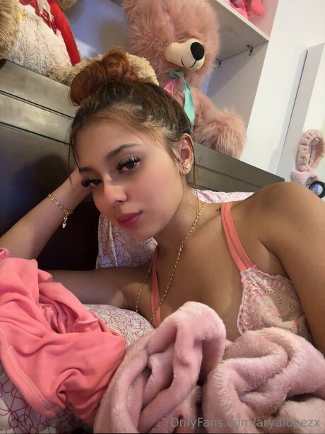 Photo nue de fuite OnlyFans de aryalopezx