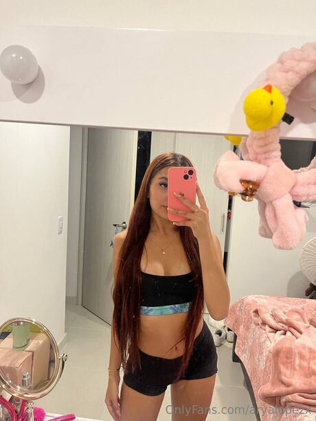 Aryalopezx