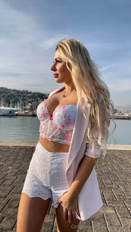 Photo nue de fuite OnlyFans de Blonde37