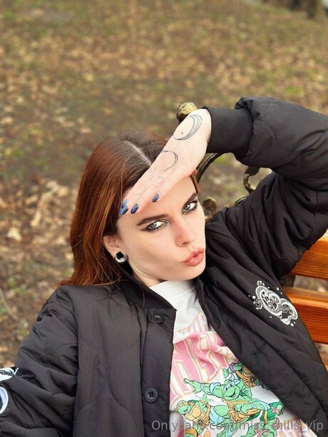 Miss Mills Vip