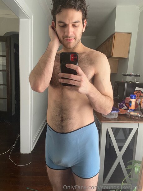 Photo nue de fuite OnlyFans de Soundslikesimm