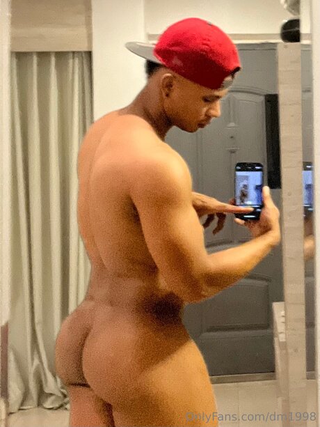 Photo nue de fuite OnlyFans de Dm1998
