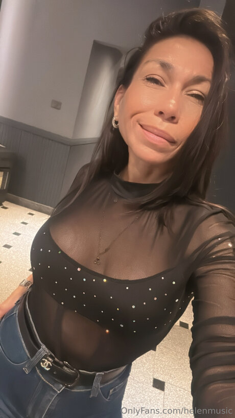 Photo nue de fuite OnlyFans de Helenmusic