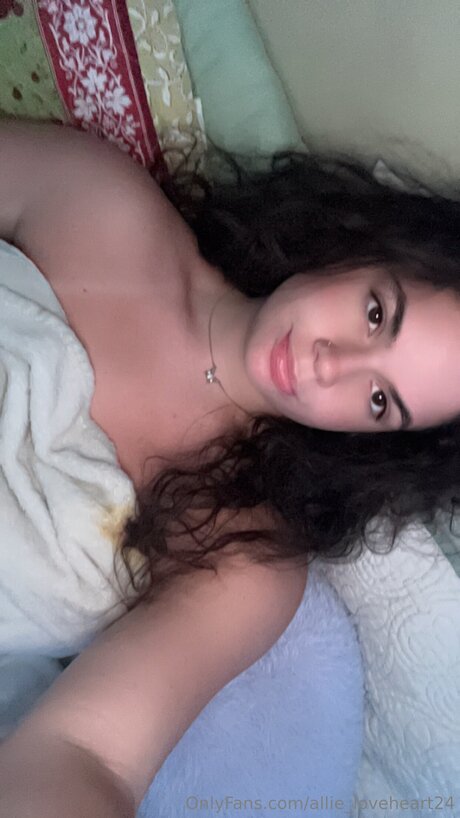 Allie Loveheart24